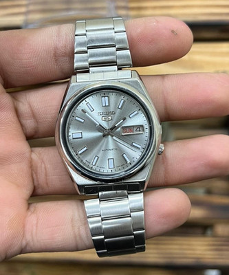 Seiko 5 Automatic Gray  Mens Watch Stainless steel 7009