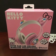 Hello Kitty Wireless Light Up Headphones Bluetooth White  Pink Sanrio Brand New