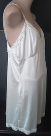 Wondermaid Women's Slip Ivory Satin Lace Trim Non Cling Size 38 M/L USA Made