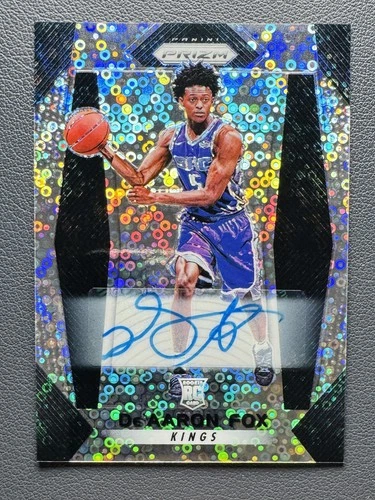 De'Aaron Fox 2017 Panini Prizm De'Aaron Fox #24 Auto