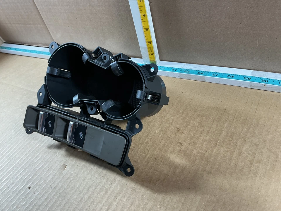 Conjunto portavasos consola central Audi A5 Cabrio S5 2010-2016 8F0862533 OEM Foto 4 de 4