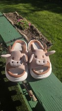 Cow Slippers Women  s Size US 8.5-9