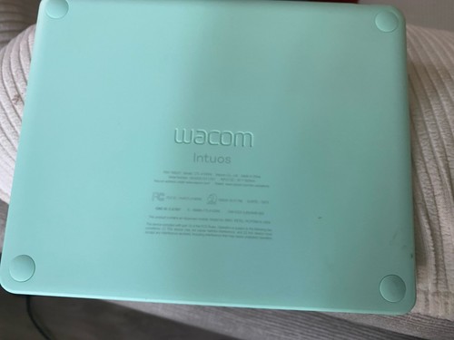 Wacom Intuos Graphics Tablet, CTL-4100WL, Mint Green, only tablet (no pen) - Afbeelding 2 van 7