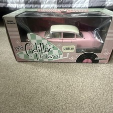 Greenlight 1:24 1955 Cadillac Fleetwood Series 60 Pink/White Diecast Limited Ed…