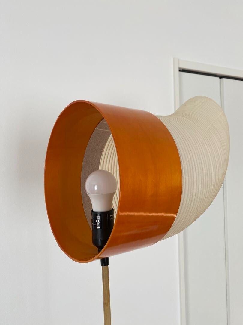 isamu noguchi akari BB3-33S FLOOR Lamp with stand, long type isamu noguchi akari BB3-33S FLOOR Lamp with stand, long type