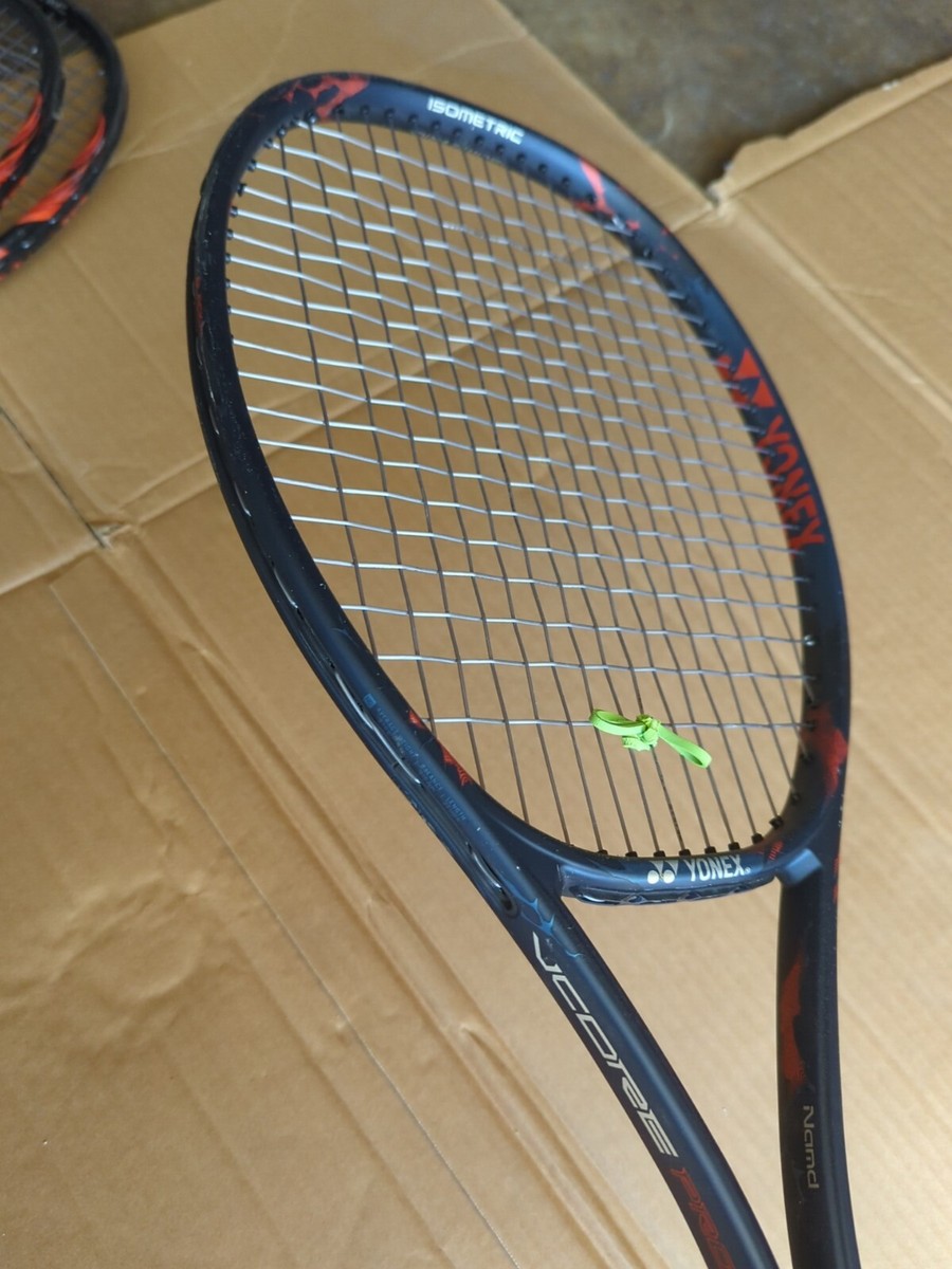 新品未使用‼️ YONEX ヨネックス　VCORE PRO 97 G4 中古】ヨネックス ブイコア プロ 97 BE 2019年モデル