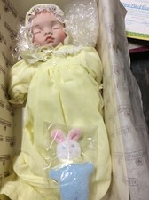 Ashton Drake doll Little Bit of Sunshine porcelain Doll Boxed certificate