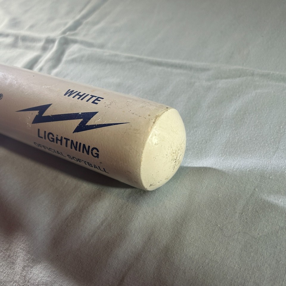 Batte De Softball Adulte Dudley Heavyweight White Lightning – 34 Pouces – Poignée Bleue – Occasion