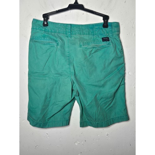 American Eagle Outfitters Mens Green Prep Length Shorts Size 30 Summer Bright - Picture 2 of 10