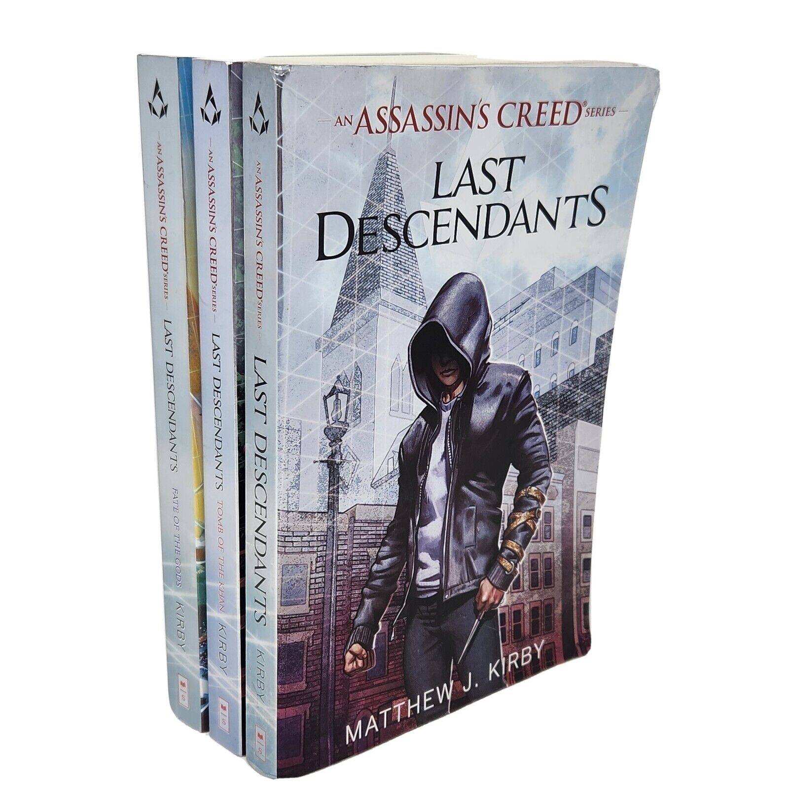  Assassin's Creed. Last Descendants. Revolta em Nova York (Em  Portuguese do Brasil): 9788501107701: Matthew J. Kirby: Books