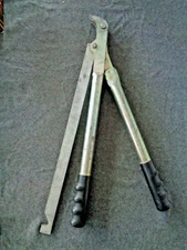 Tire Bead Breaker Tire Removal Tool