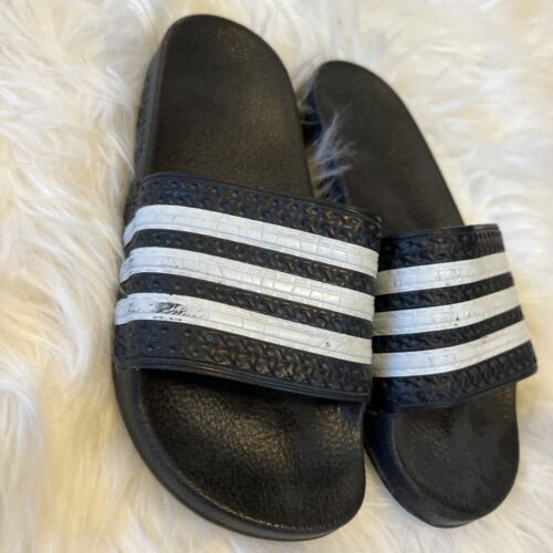 Adidas Slides Black and White Youth Size 3 sandal Baseball Soccer basketball - Picture 2 of 4