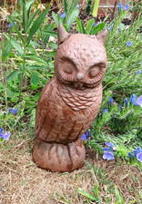 Outside Rusty Metal Garden Sitting Owl Ornament - H. 20 cm