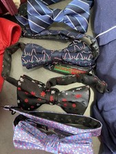 Set of 4 Adjustable Bow Ties - Free Shipping within the U.S.