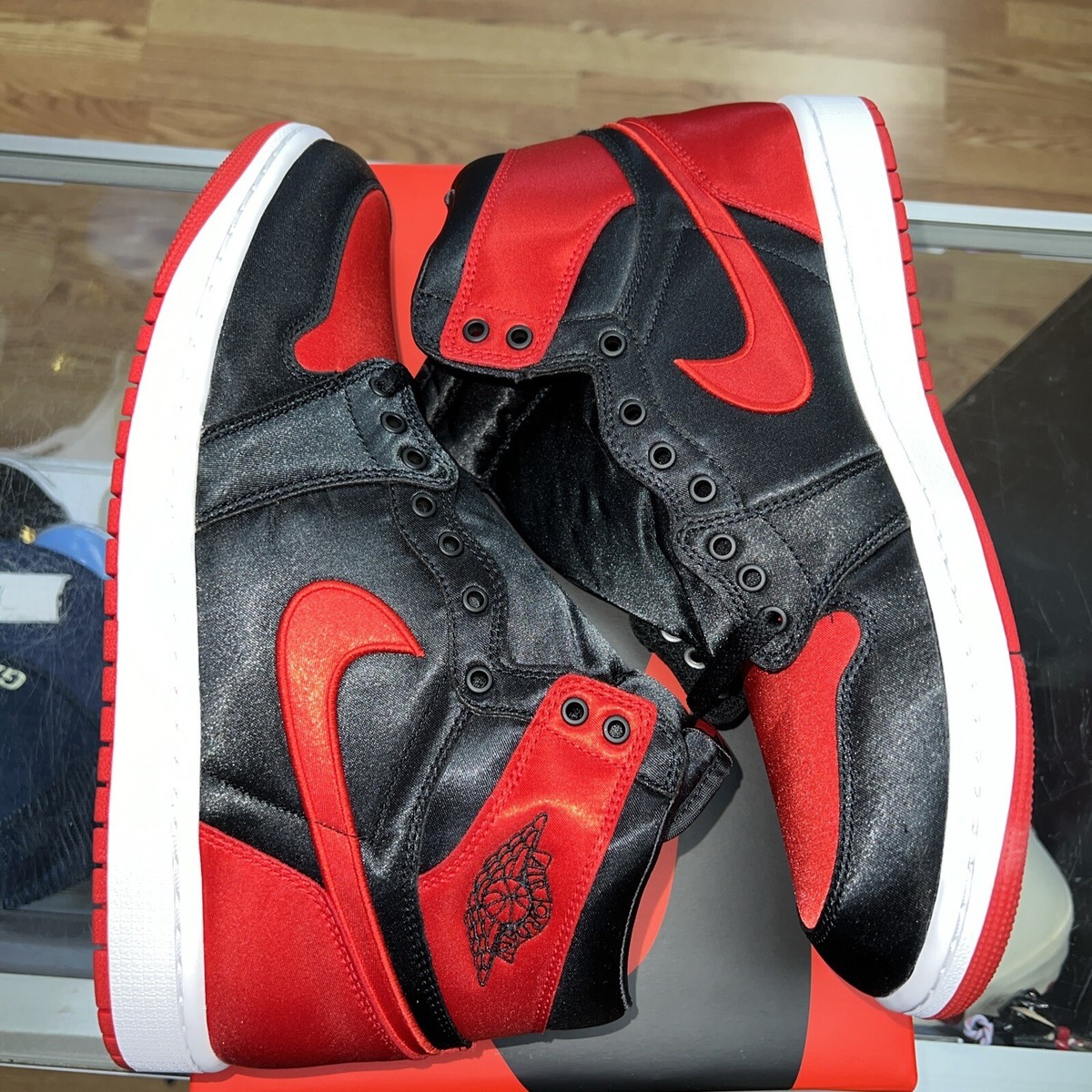 Size 12Womens/10.5 Mens - Jordan 1 OG High Satin Bred W Brand New