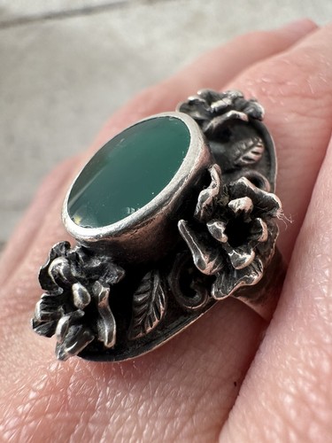 Vintage Art Nouveaux Dimensional Flower Sterling Ring