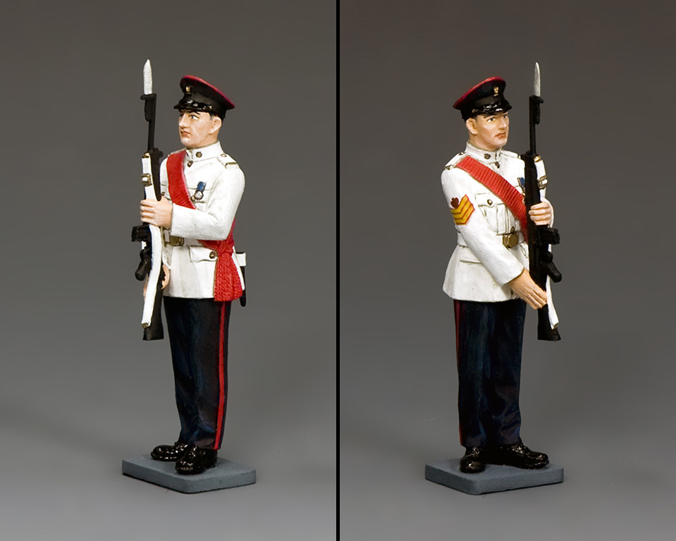 CE047 Royal Marine Sergeant Presenting Arms figurines et collections