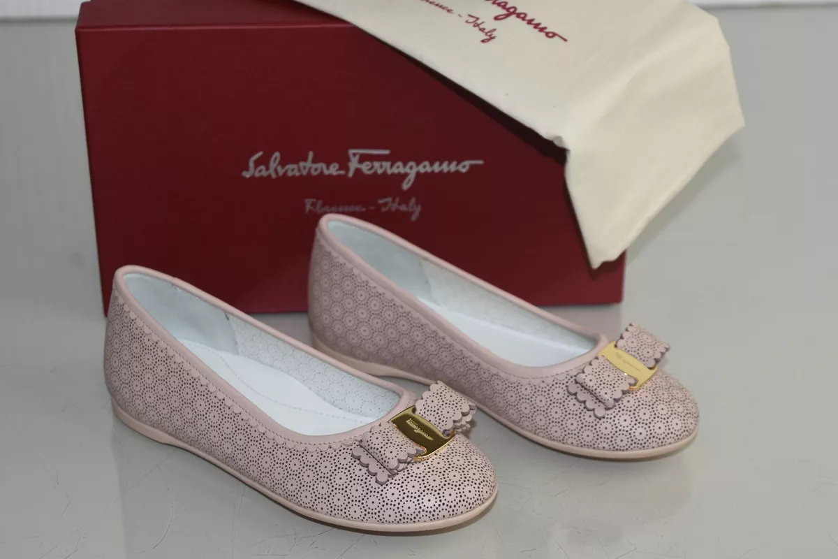 NEW SALVATORE FERRAGAMO Mini Varina Flats Perforated Bow Girls Pink Nude