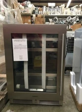 Landmark - 63 Can and 16 Bottle Capacity 24"Wine and Beverage Cooler L3024UI1MSG