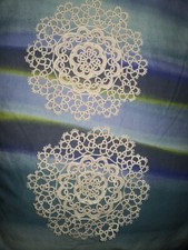 2 centrini vintage al chiacchierino   cotone Beige