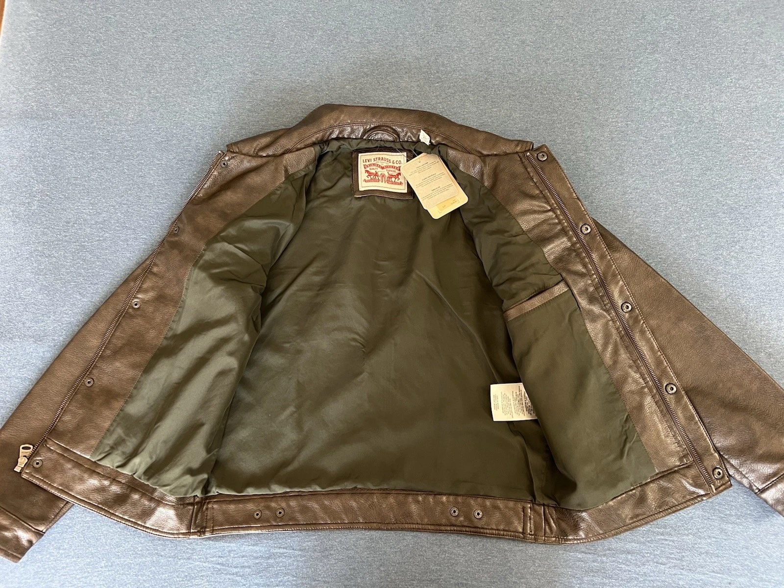 NEW Men's Levi's Faux Leather Trucker Jacket - Small - Brown - Style LM0OU638 image 4