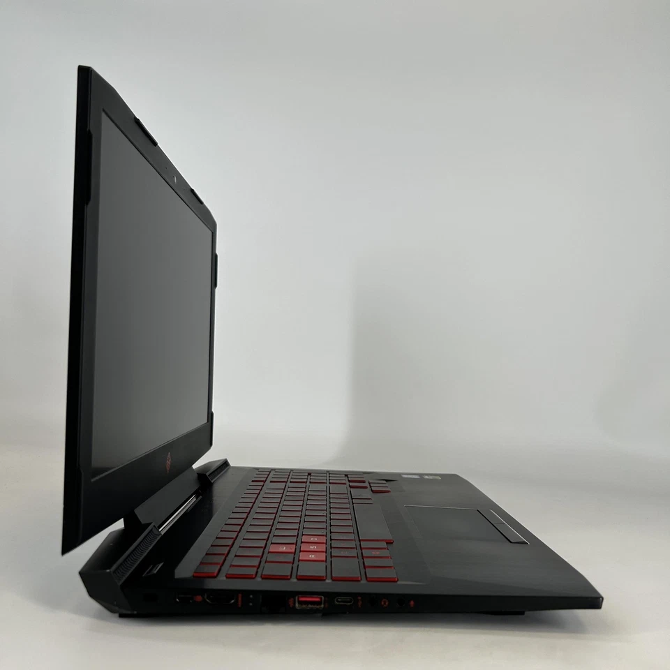 HP Omen 15 FHD i7-7700HQ 2.80GHz 24GB 512GB SSD/1TB HDD NVIDIA GTX 1050 Ti Good - Image 3 of 4