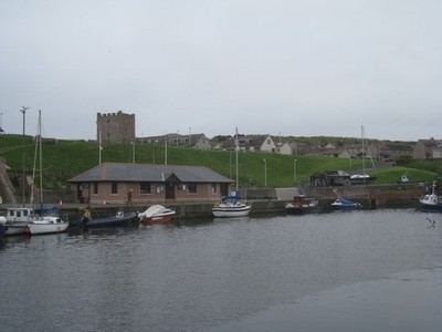 Foto 6x4 Eyemouth, Rettungsbootstation und Gunsgreen Taubenmantel Auf den ersten Blick c2012