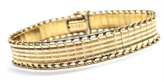 14 Karat Yellow Gold Italian 7" Long Flexible Bracelet 12.3 grams 12.13mm wide