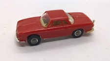 Praliné Volkswagen VW Karmann Ghia Typ 34 Coupé rot mit Anhängekupplung (13)