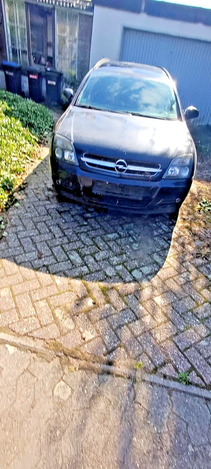 Bastelauto:  Opel Vectra C Caravan 2.2 Direct. Neue Bilder zeigen mehr ! - Bild 4 von 4