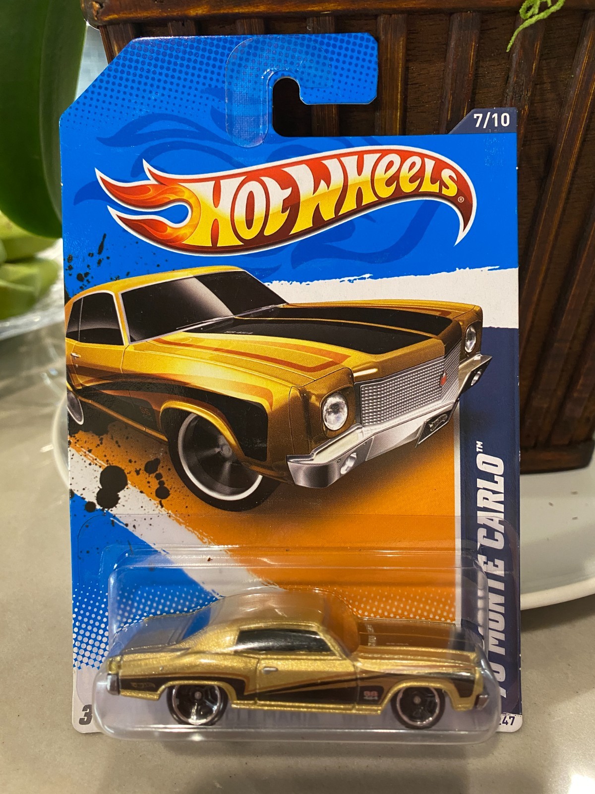 2012 Hot Wheels #107 Muscle Mania-GM 7/10 '70 MONTE CARLO Gold w/Black MC5 Spoke