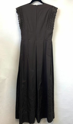Maxi Vestido Weekend MAX MARA Negro Bordado Ojales Recortado 2 Manga Corta - Imagen 4 de 8