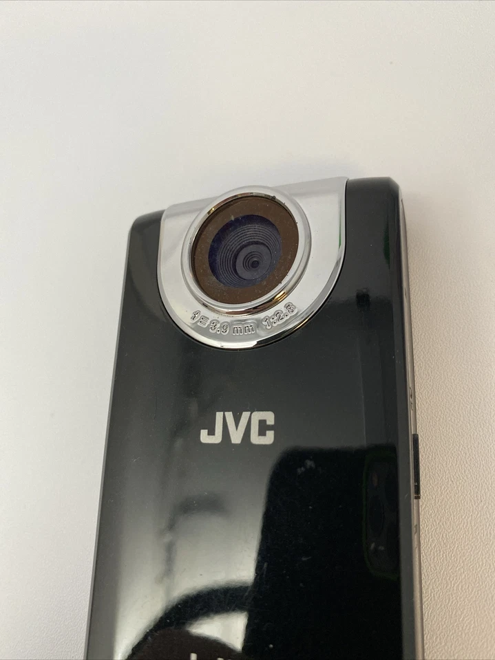 JVC PICSIO GC-FM2BU Full HD Video Pocket Camcorder w/ Touch Screen - WORKING - Image 4 of 4
