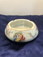 Thun Karlovarsky Porcelain Lusterware Ashtray-Roman Ladies & Countryside Pattern