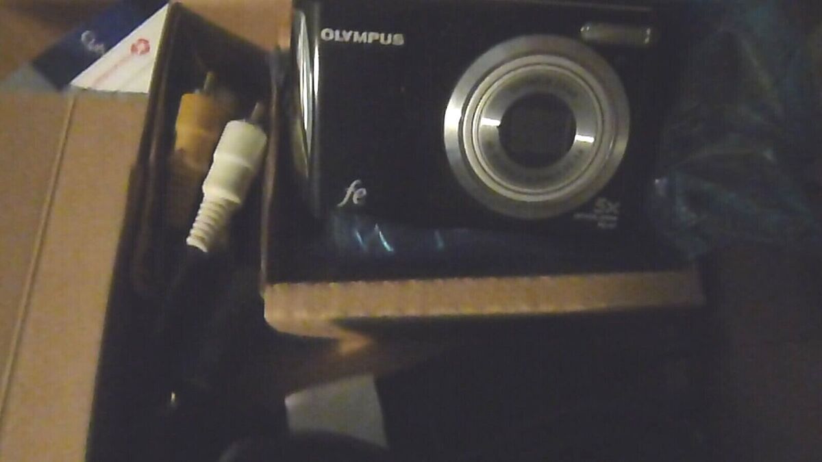 Olympus FE FE-47 14.0MP Digital Camera - Black for sale Olympus FE FE-47 14.0MP Digital Camera - Black for sale