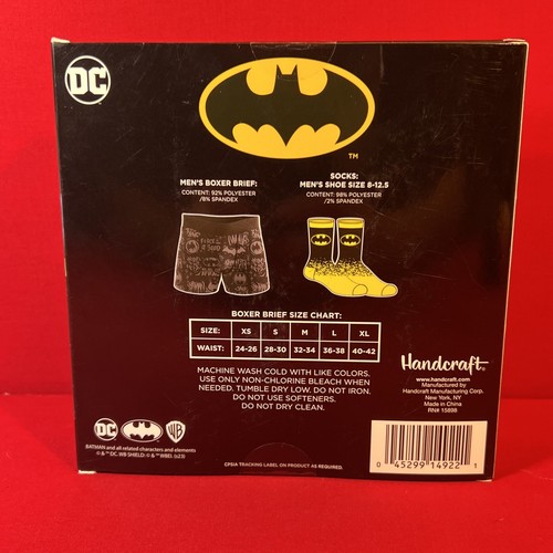 Mens DC Batman Boxer Brief & Socks. Size Small 28-30) Socks 8-12.5 - Picture 3 of 4