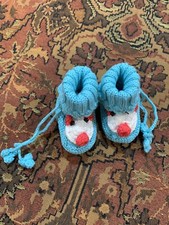 New Hand Crochet baby shoes Handmade crochet baby booties 0-9 Months