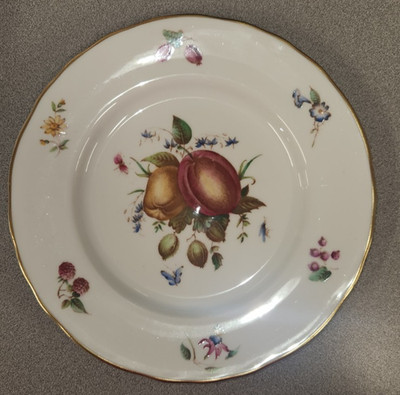 Royal Worcester salad plate (10) Delecta Coburg Style with storage case