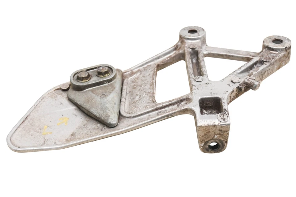 Soporte reposapiés delantero izquierdo Honda Interceptor 750 91 montaje VFR750F Foto 4 de 4