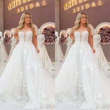 Boho Wedding Dresses Strapless Lace Appliques Tulle Sweep Train Bridal Gowns