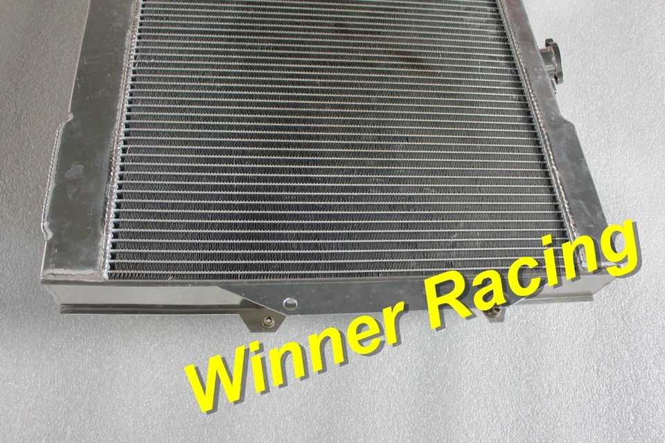 Radiador para Mitsubishi Montero/Shogun II V23W/V43W 3.0 6G72 1989-2000 A/T Foto 3 de 4