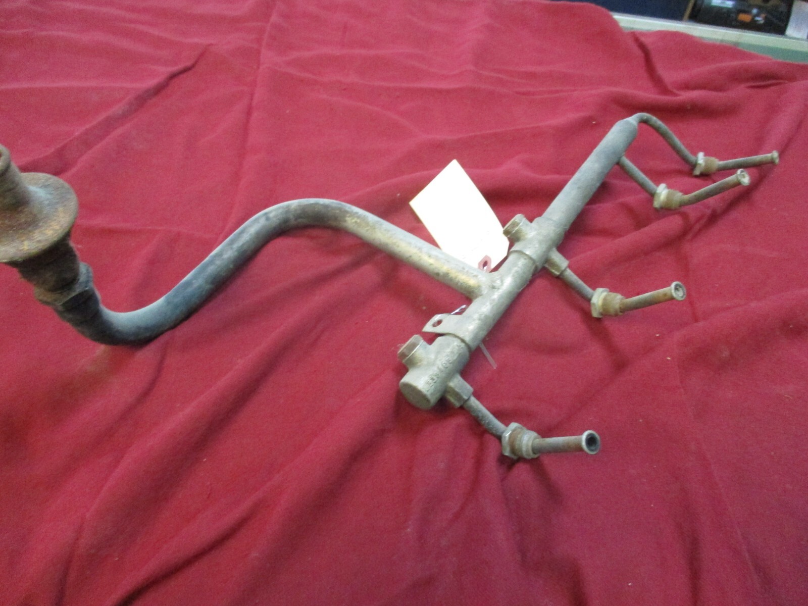 Rolls Royce Silver Shadow I, Corniche left air injection manifold B bank UE34884
