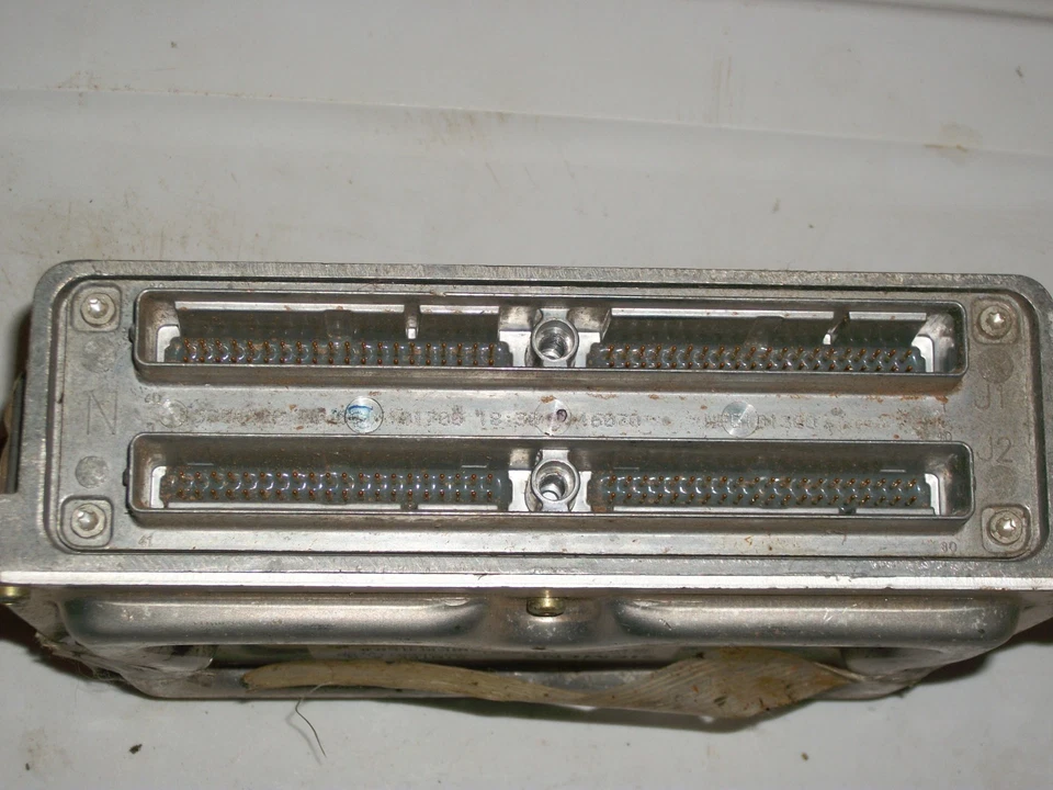 发动机电脑 ECU ECM PCM 模块 2000 凯迪拉克 Deville 12562481 — 第 2/3 张图片