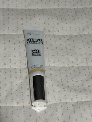 IT Cosmetics Bye Bye Foundation Liquid Medium 32ml / 1.08 fl oz SPF 50+