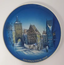 "Rothenburg ob der Tauber" 1969 Weihnachten Collectible Plate by Rosenthal