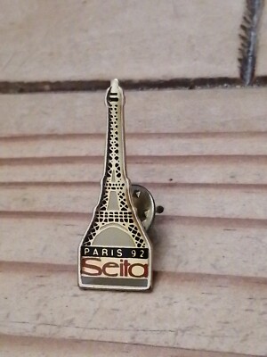 Pin's Pins Pin Enamel 17 Société Garages Peugeot Automobile CANTILIENS