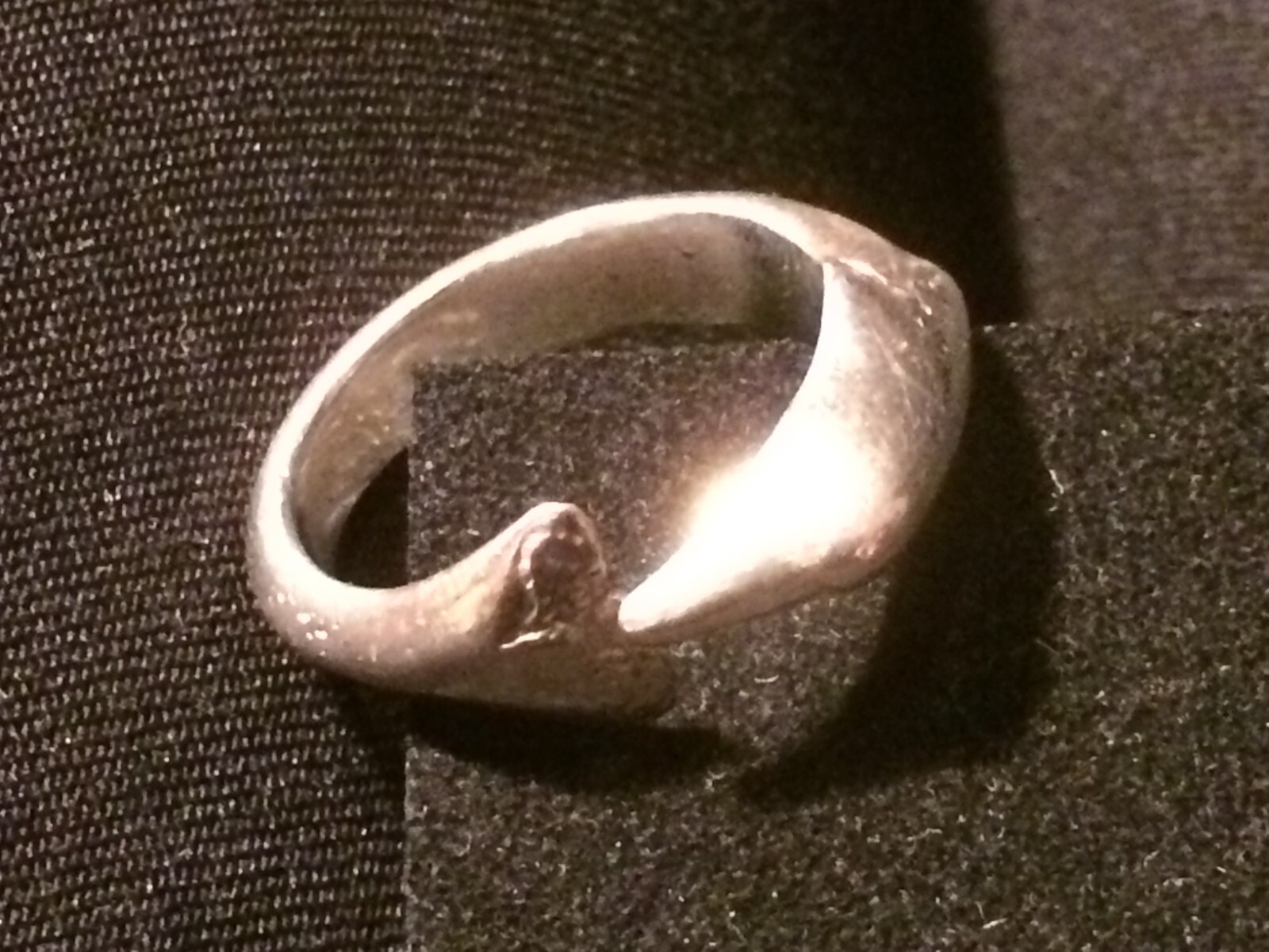 Solid Silver Dolphin 925 Hallmarked Ring and 9.22… - image 6