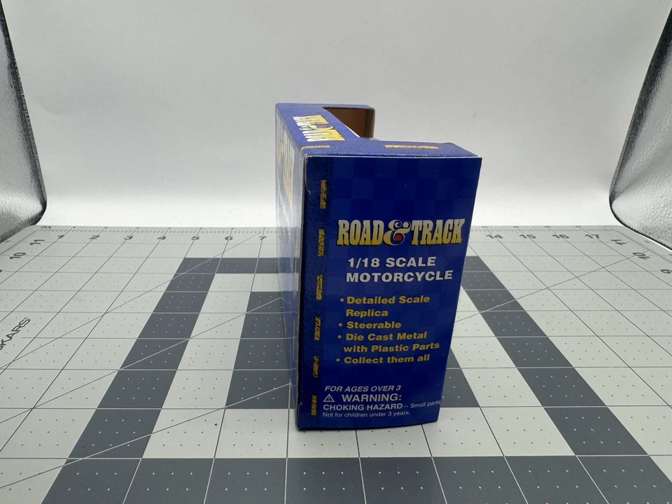 Maisto Road & Track 1/18 Triumph Daytona 955i Scale Motorcycle Model Replica NIB - Image 2 of 4