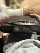 Soundesign 3658BLK Clock Radio AM FM Electronic Digital Red LED Display