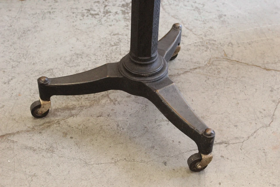 Mesa de máquina de escribir satelital ajustable de hierro Karlo industrial antigua de colección de la década de 1920 Foto 4 de 4